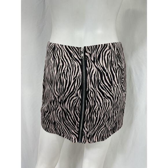 For Love & Lemons 'Aiko' Black Viscose Mini Skirt Size S - Picture 3 of 5